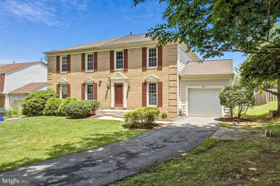 12917 Alderleaf Dr, Germantown, MD 20874 - #2