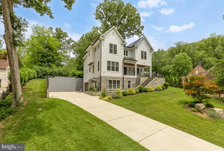 9111 Sligo Creek Pkwy, Silver Spring, MD 20901 - #2