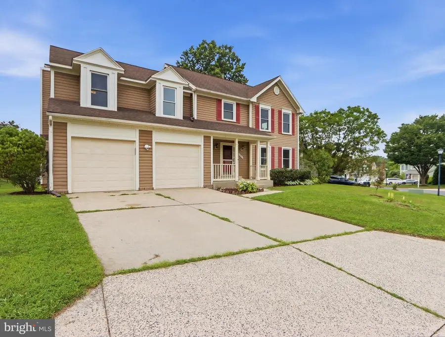 18910 Moonwalk Ct, Germantown, MD 20874 - #2