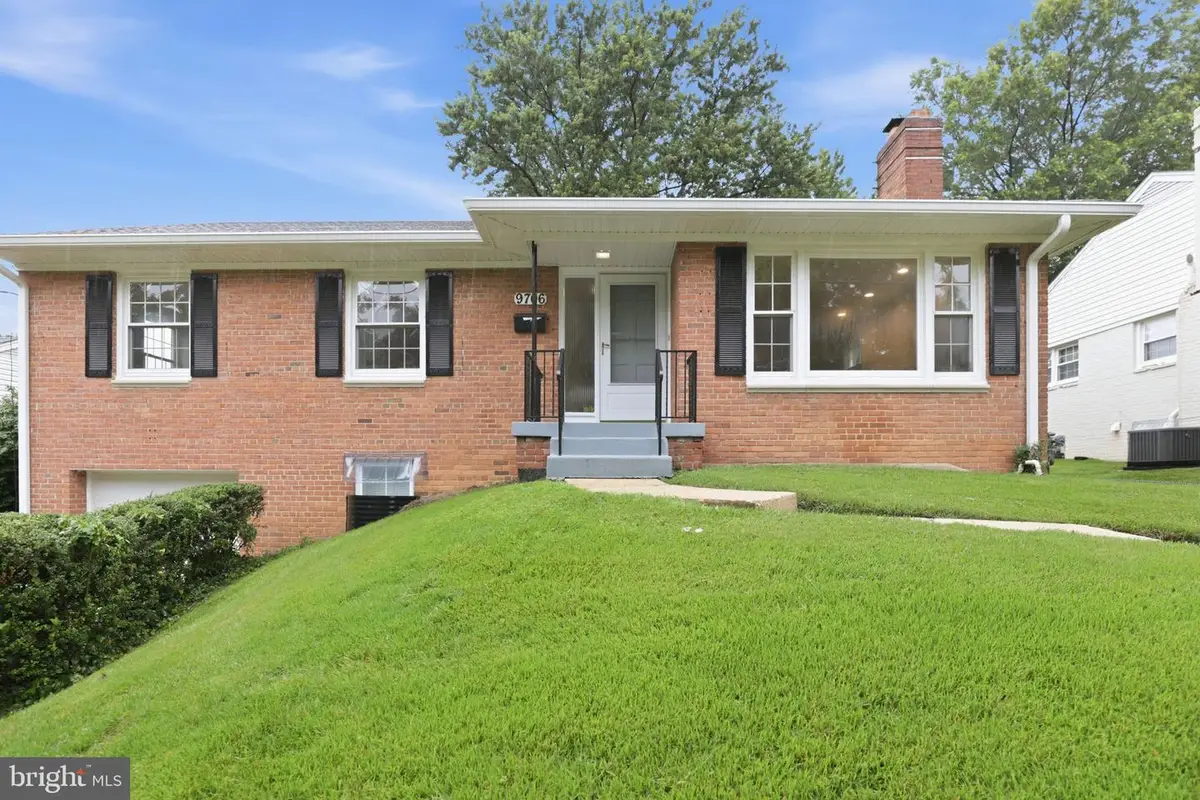 9706 Dameron Dr, Silver Spring, MD 20910 - #1