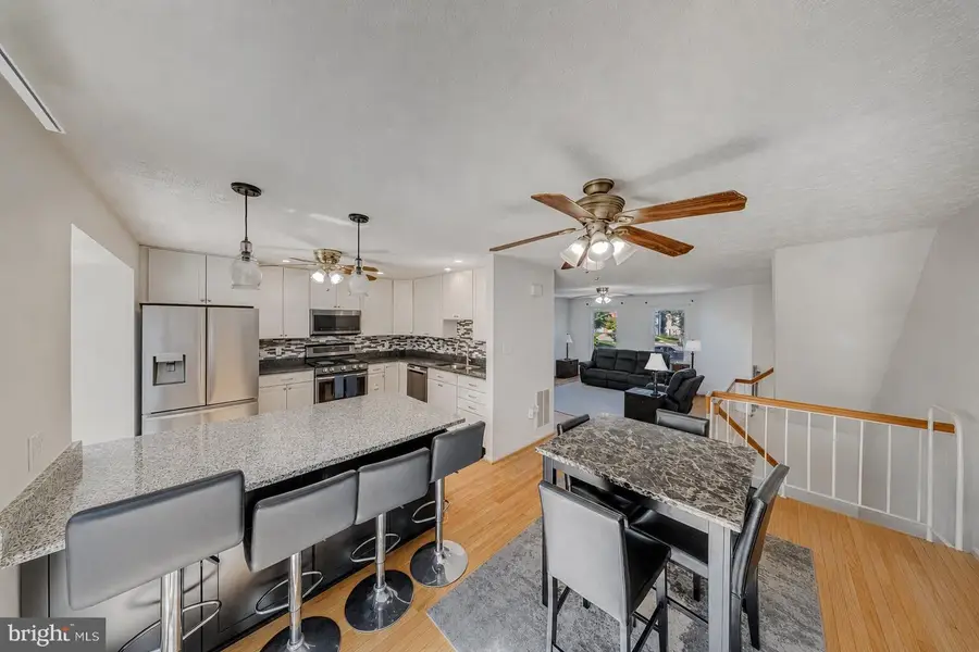 20422 Sunbright Ln, Germantown, MD 20874 - #3