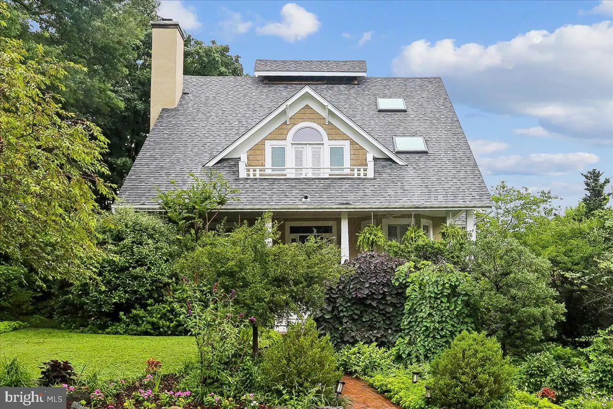 3701 Shepherd St, Chevy Chase, MD 20815 - #1