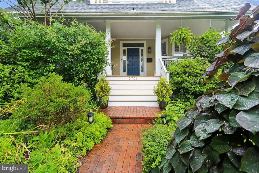 3701 Shepherd St, Chevy Chase, MD 20815 - #2