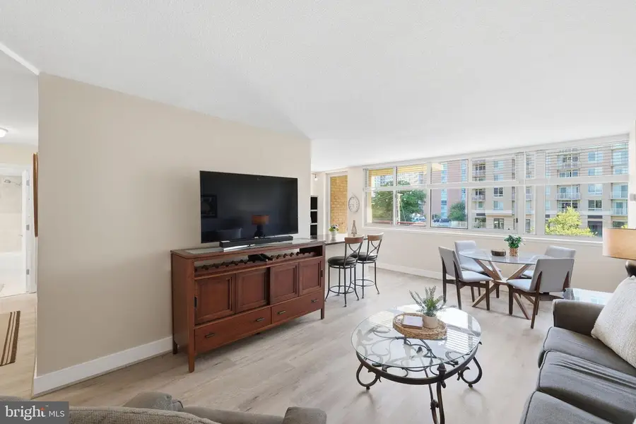 1220 Blair Mill Rd #210, Silver Spring, MD 20910 - #3