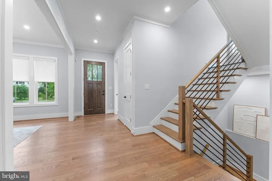 8104 Woodhaven Blvd, Bethesda, MD 20817 - #2