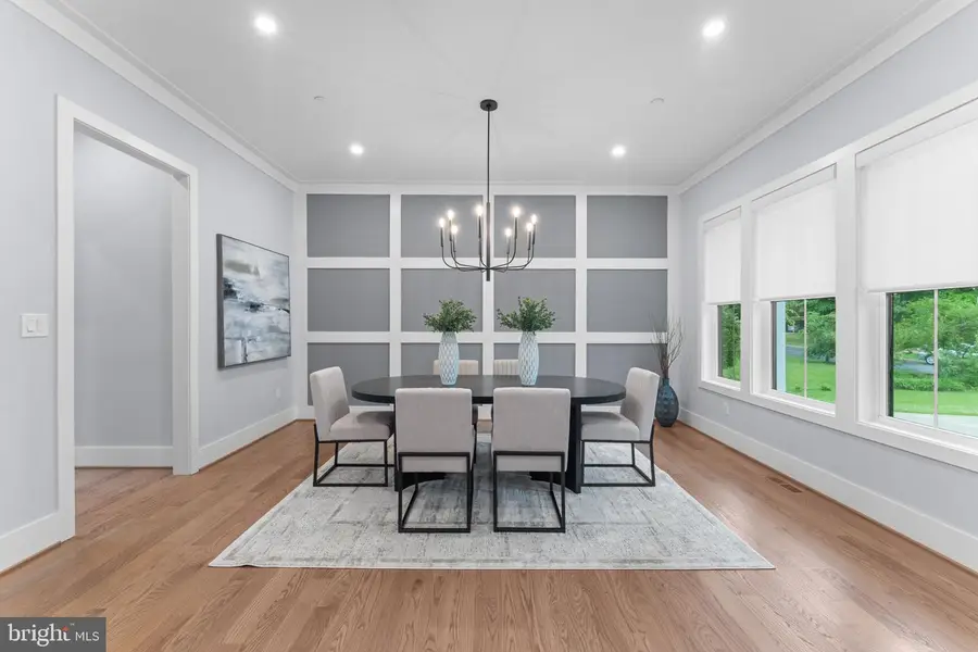 8104 Woodhaven Blvd, Bethesda, MD 20817 - #3