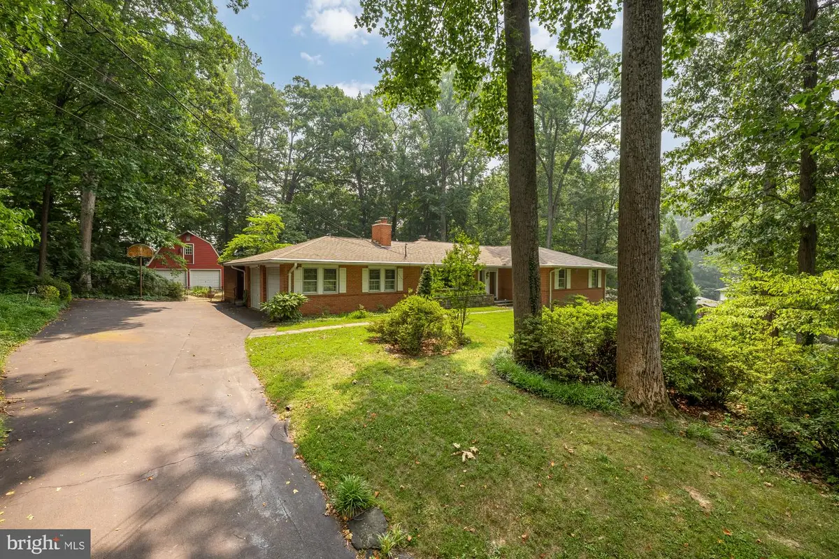 7201 Pyle Rd, Bethesda, MD 20817 - #1