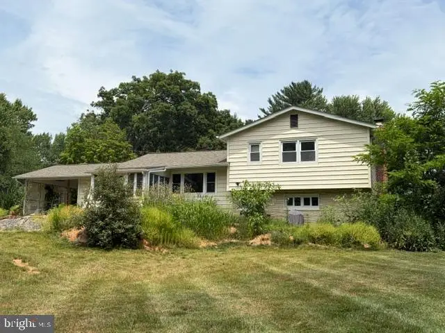 17630 Wheat Fall Dr, Derwood, MD 20855 - #2