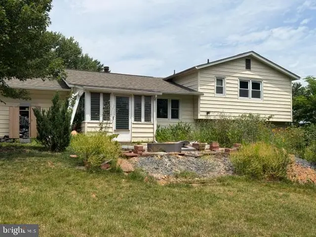 17630 Wheat Fall Dr, Derwood, MD 20855 - #3