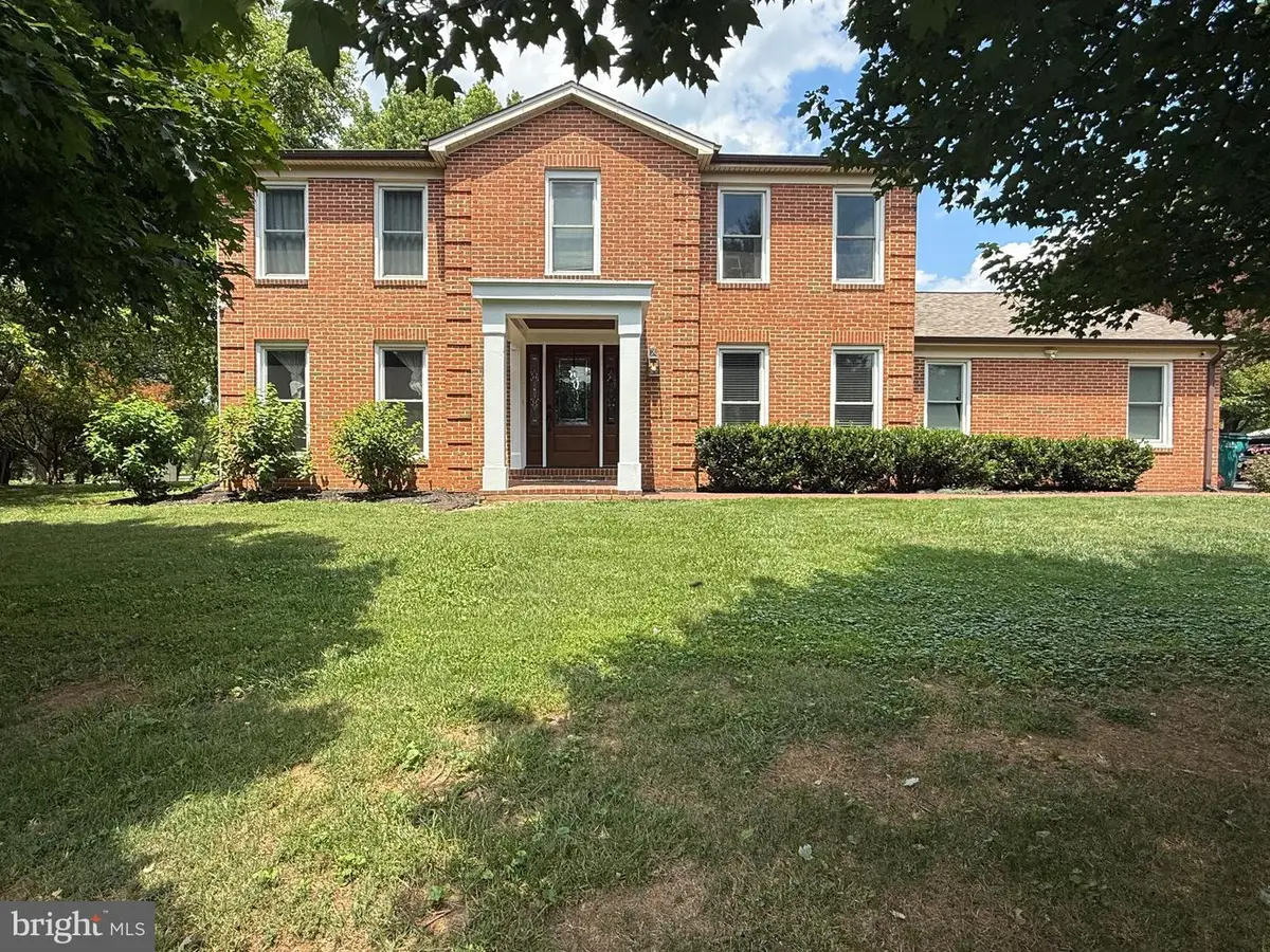2 Granby Ct, Derwood, MD 20855 - #1