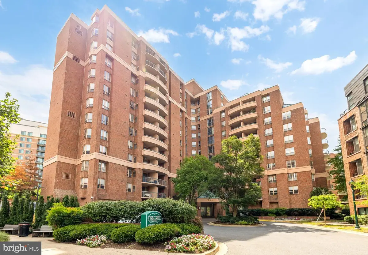 4808 Moorland Ln #1102, Bethesda, MD 20814 - #1