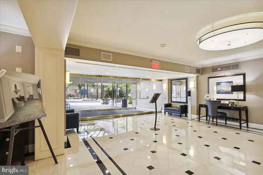 4601 N Park Ave #412, Chevy Chase, MD 20815 - #3