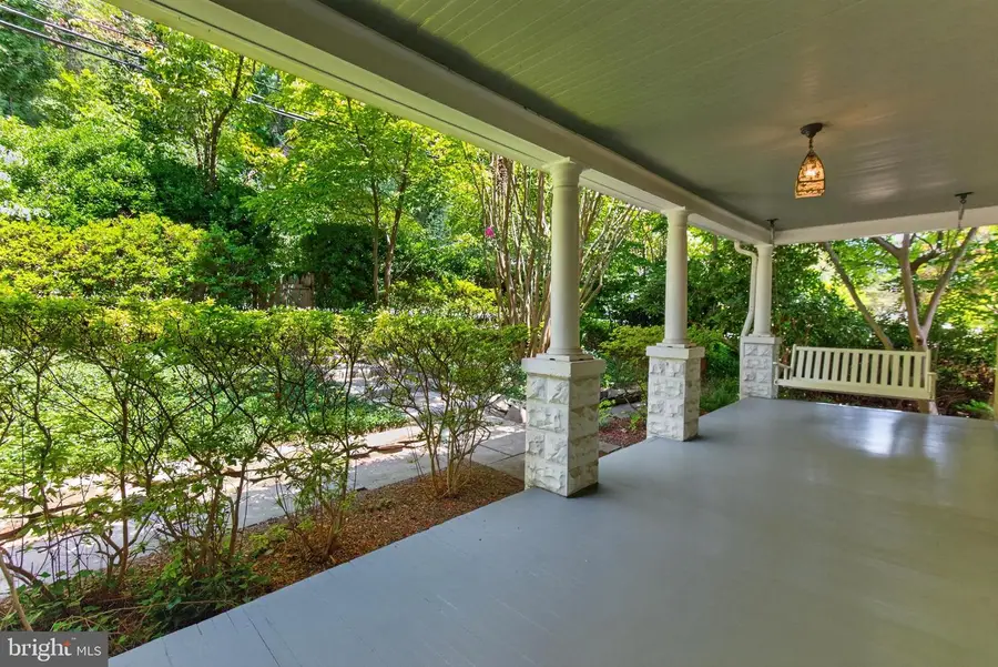 6414 Brookes Ln, Bethesda, MD 20816 - #2