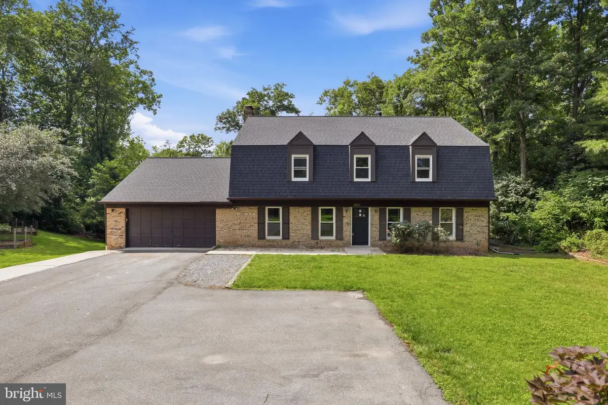 9311 Edgewood Ct, Gaithersburg, MD 20877 - #1