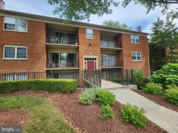 884 College Pkwy #302, ROCKVILLE, MD 20850