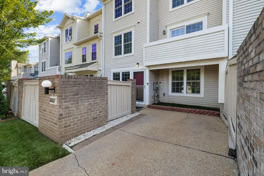 8807 Rosemark Ct, Montgomery Village, MD 20886 - #3