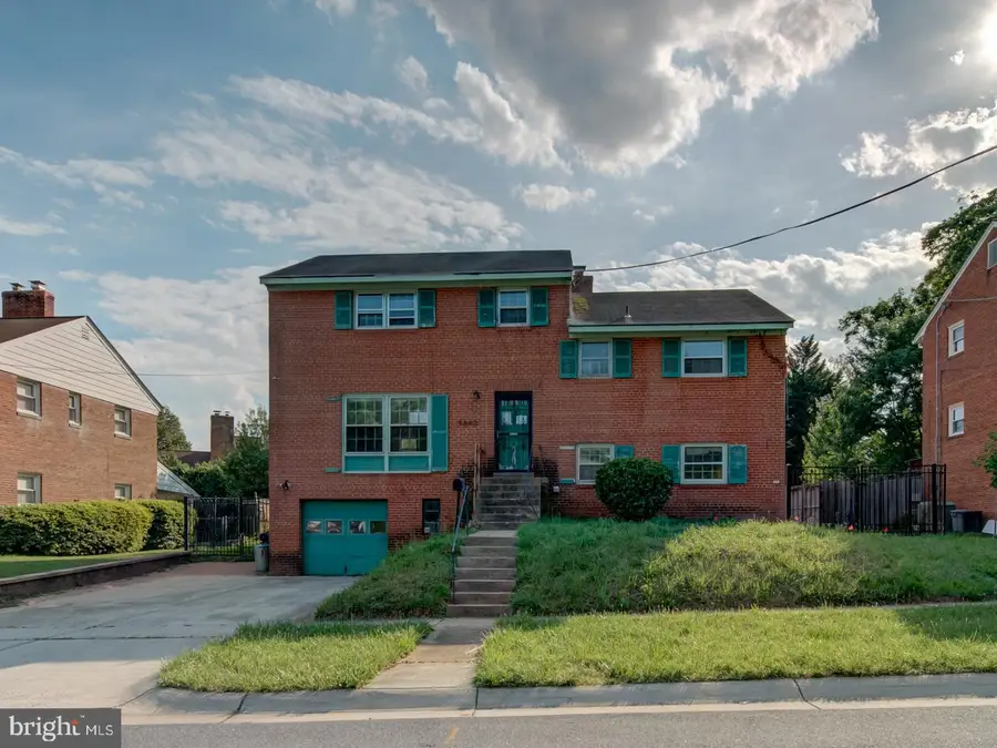 9842 Belhaven Rd, Bethesda, MD 20817 - #3