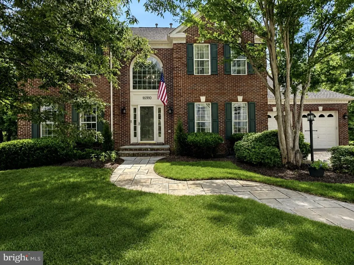 16910 Hillard St, Poolesville, MD 20837 - #1