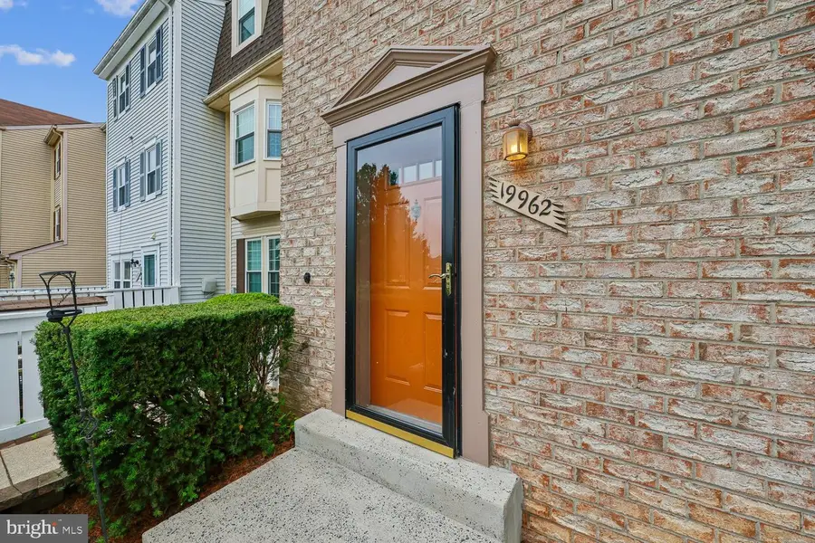 19962 Appledowre Cir #400, Germantown, MD 20876 - #2