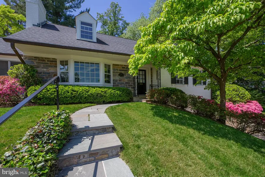 5016 Scarsdale Rd, Bethesda, MD 20816 - #2