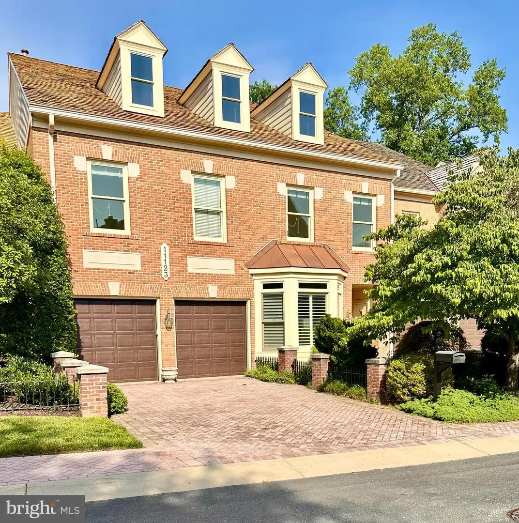 11123 Potomac Crest Dr, Rockville, MD 20854 - #1