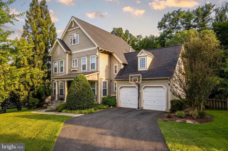 22409 Brook Point Way, Clarksburg, MD 20871 - #2
