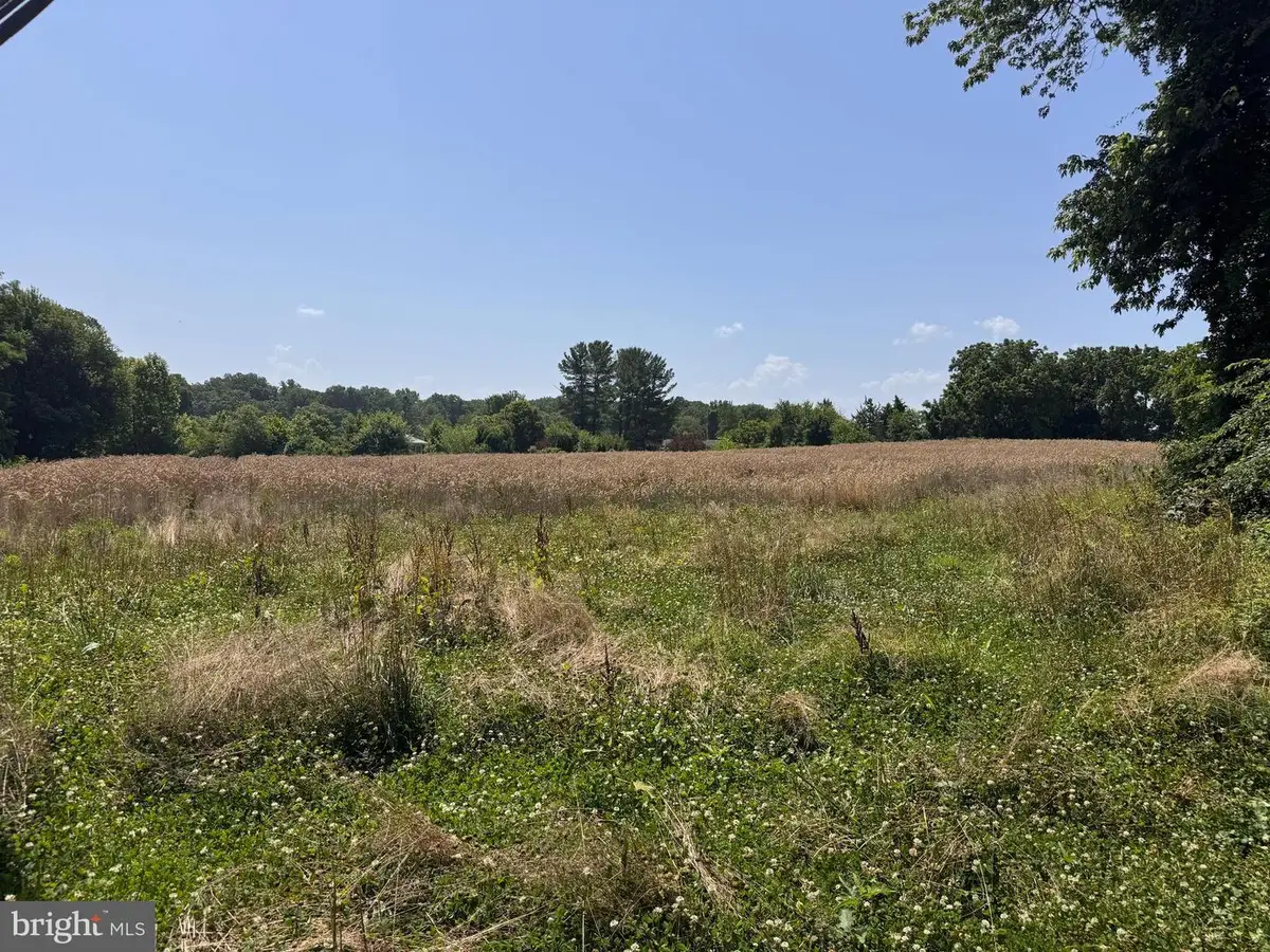 22215 Georgia Ave, Brookeville, MD 20833 - #1
