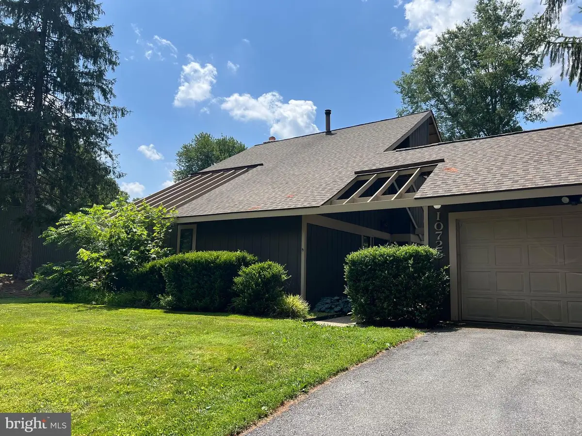 10725 Wayridge Dr, Montgomery Village, MD 20886 - #1