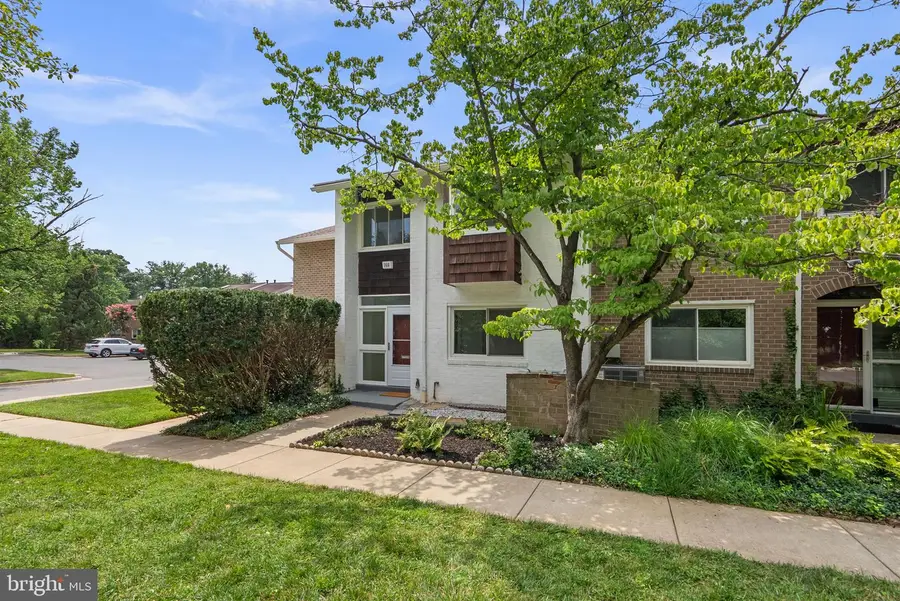 166 New Mark Esplanade, Rockville, MD 20850 - #2