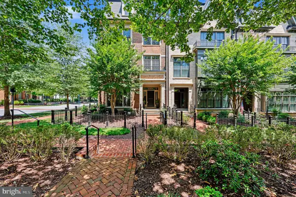 10879 Symphony Park Dr, NORTH BETHESDA, MD 20852