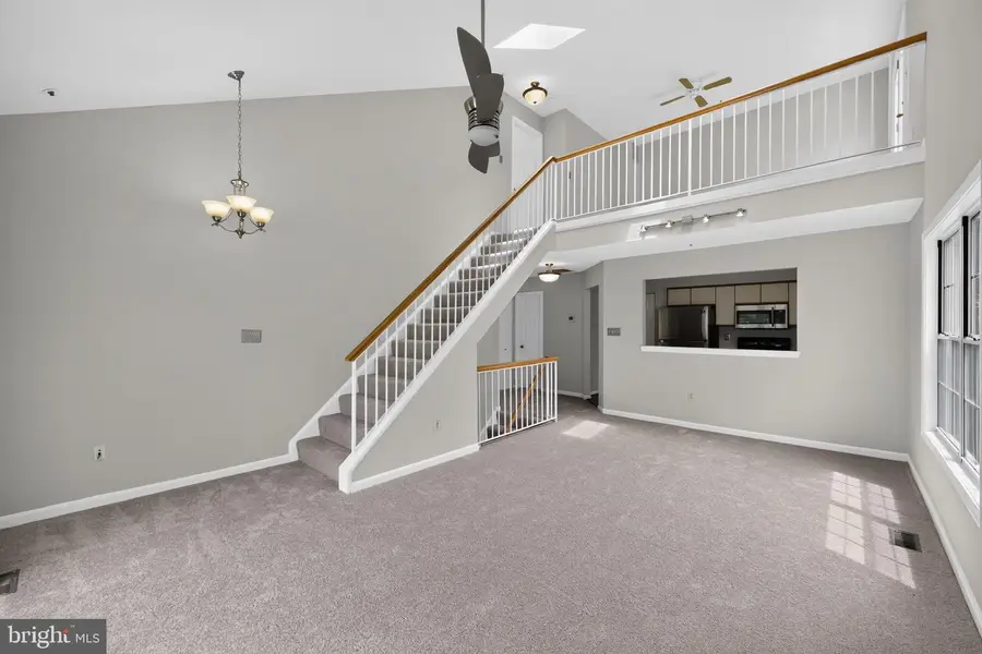 19 Bronco Ct, Germantown, MD 20874 - #2
