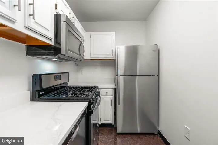 4242 East-west Hwy #809, Bethesda, MD 20815 - #3