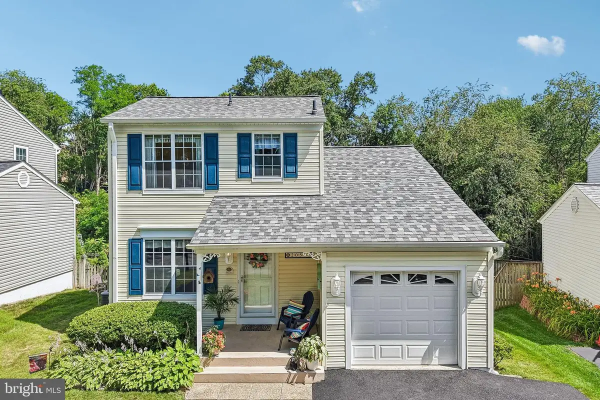 20541 Neerwinder St, Germantown, MD 20874 - #1