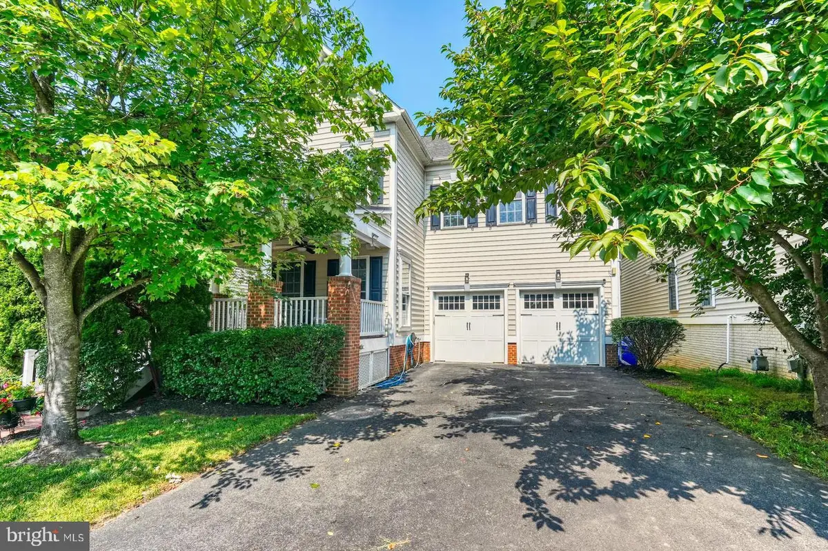 23218 Robin Song Dr, Clarksburg, MD 20871 - #1