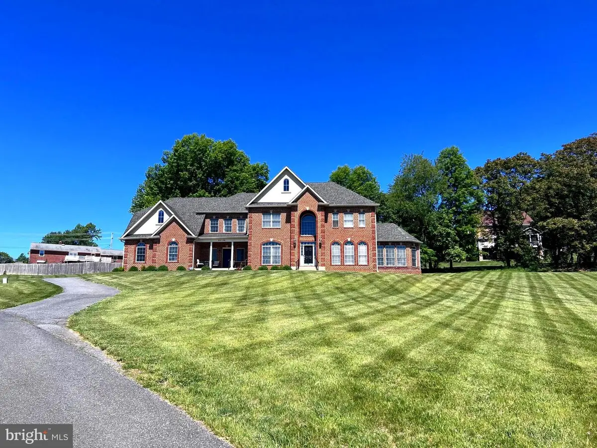 25106 Highland Manor Ct, Gaithersburg, MD 20882 - #1