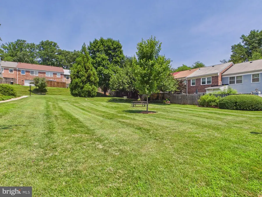 682 Azalea Dr #6-682, Rockville, MD 20850 - #2