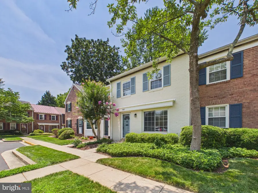 682 Azalea Dr #6-682, Rockville, MD 20850 - #3