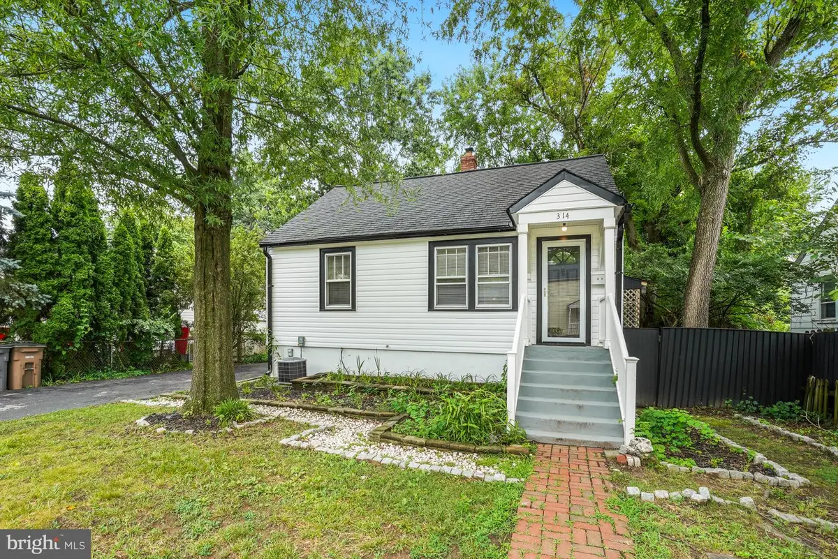 314 Grandin Ave, Rockville, MD 20850 - #1