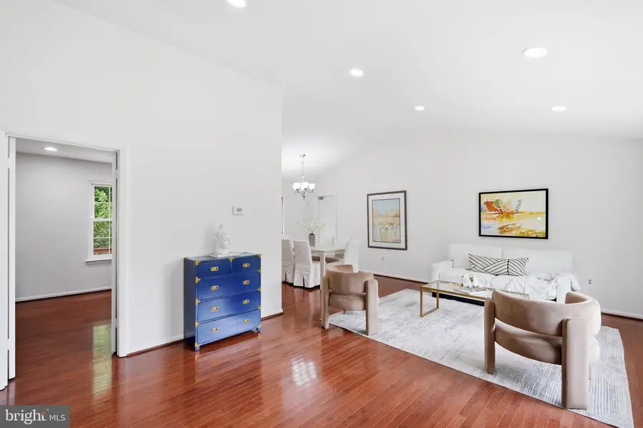 13513 Teakwood Ln, Germantown, MD 20874 - #2