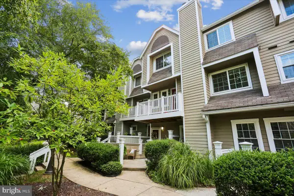 10827 Hampton Mill Ter #360, ROCKVILLE, MD 20852