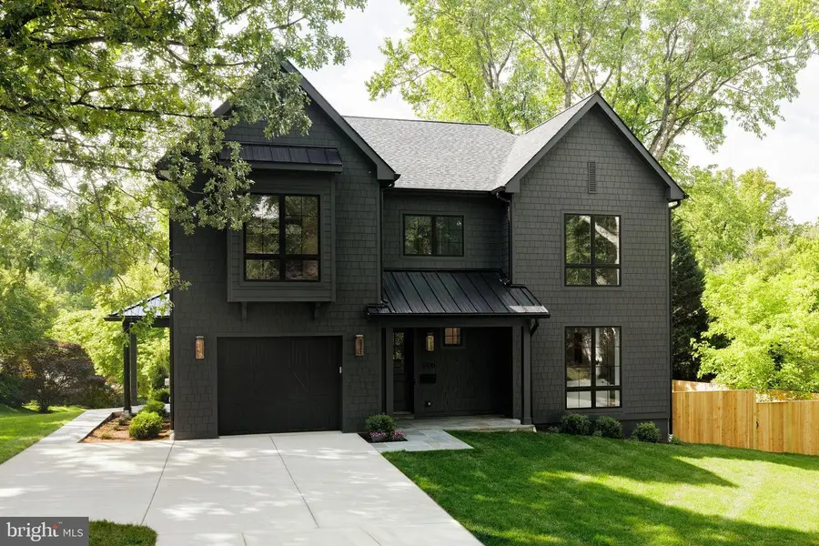 3400 Coquelin Ter, Chevy Chase, MD 20815 - #2