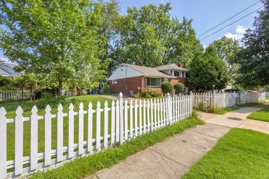10313 Conover Dr, Silver Spring, MD 20902 - #3