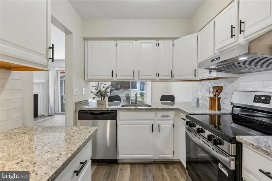 9807 Sailfish Ter, Montgomery Village, MD 20886 - #3