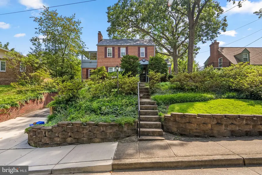 8911 Bradford Rd, Silver Spring, MD 20901 - #2