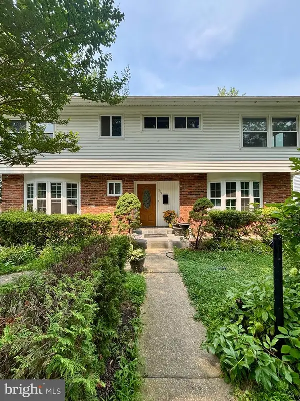 304 Gruenther, ROCKVILLE, MD 20851