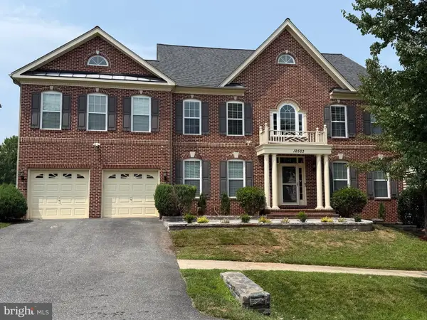 12503 Grand Elm St, CLARKSBURG, MD 20871