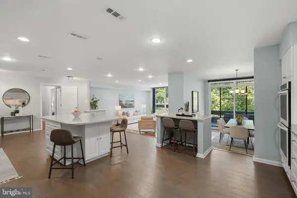4956 Sentinel Dr #9-402, BETHESDA, MD 20816