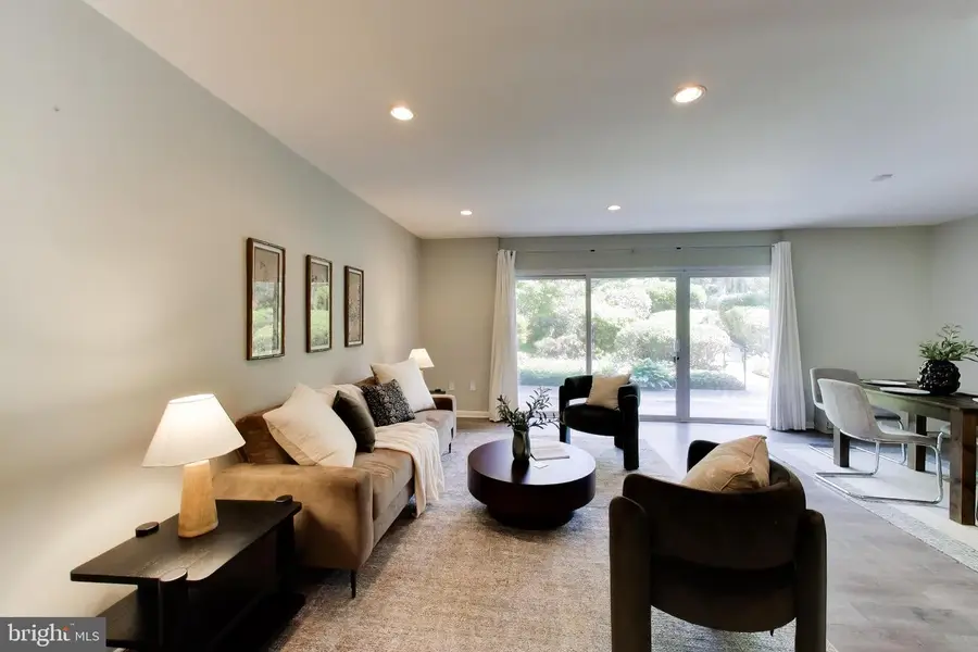 3535 Chevy Chase Lake Dr #108, Chevy Chase, MD 20815 - #3