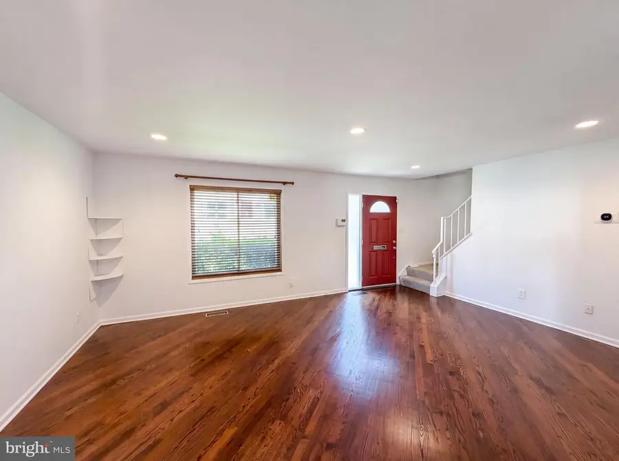 9983 Ridgeline Dr, Montgomery Village, MD 20886 - #3