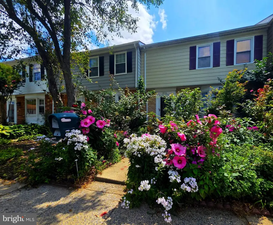 18506 Grouse Ln, Gaithersburg, MD 20879 - #2